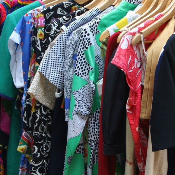 Follow us on Instagram!! 💁🏽‍♀️ - Picture 6 of 6